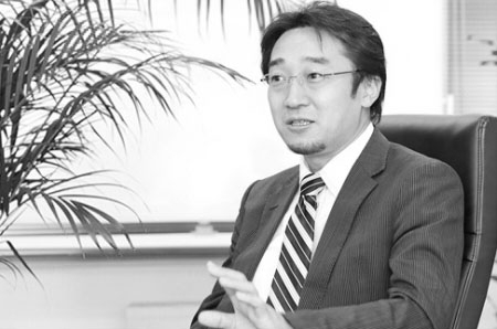 代表望月